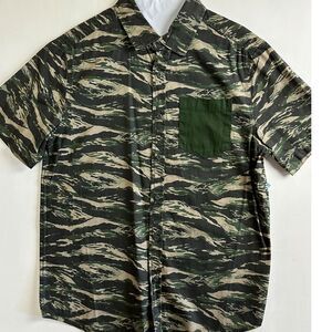 Roebuck & Co. Men's Button Down Shirt Patch‎ Pocket Small NWT